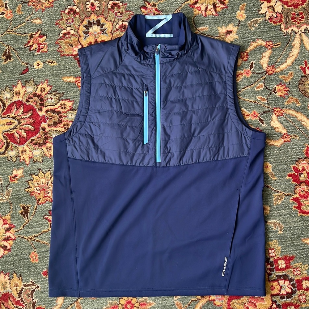 Zero Restriction 1/4 zip Vest. Large